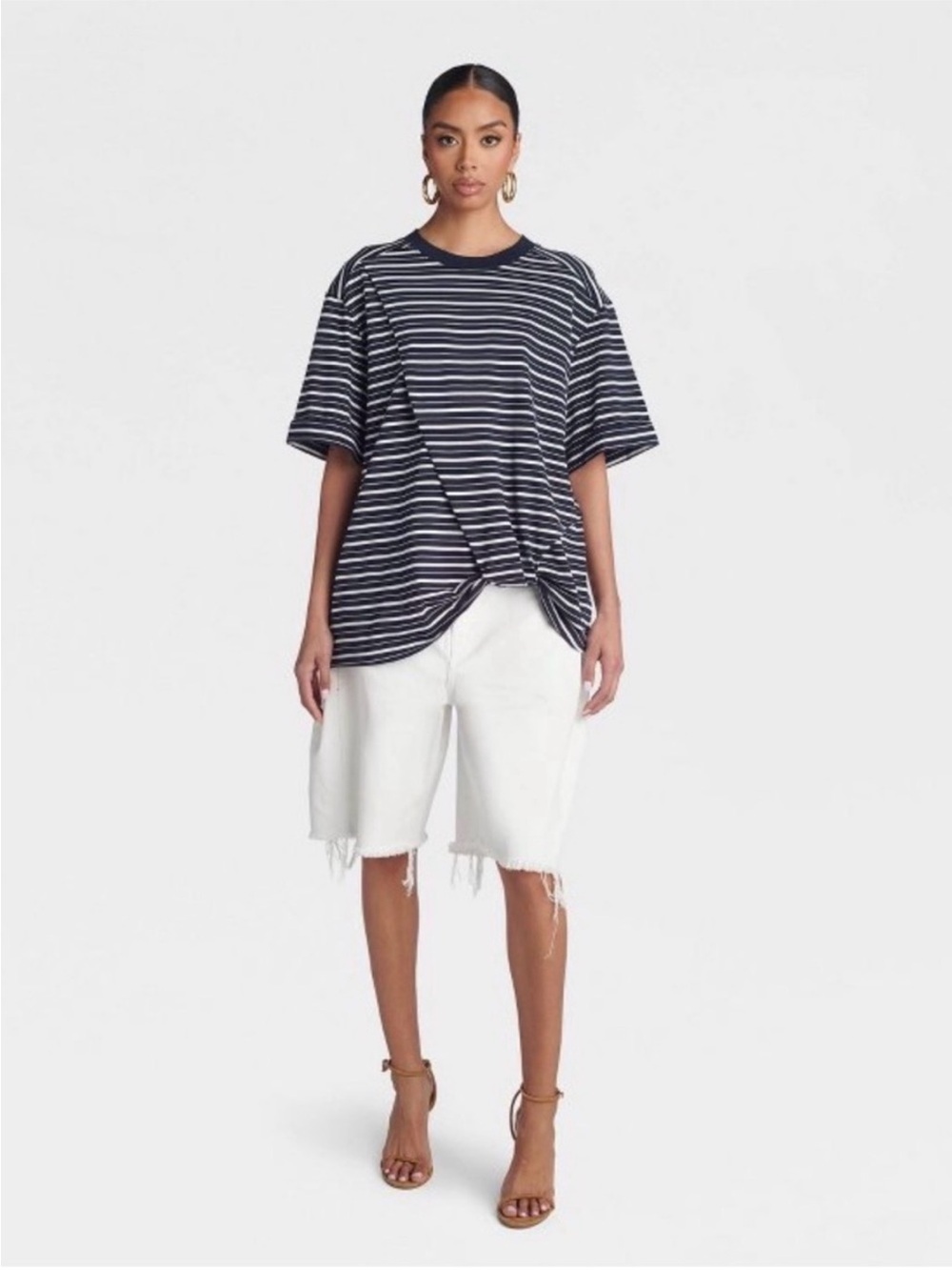 KBB by KAHLANA ‘The Asymmetric Hem Twist T-Shirt' White Navy Stripe Size Large L